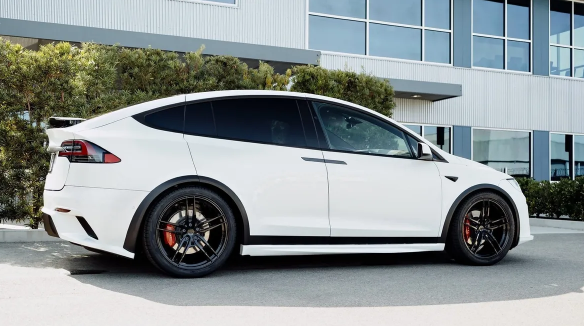 AirSuspension Links Tesla Model X