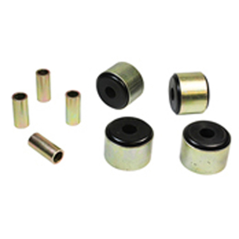 Whiteline Leading Arm - naar Differentieel Bushing  Toyota Land Cruiser J7 2.4/2.4 D/2.4 TD/3.4 TD/4.0 D 4x4 1984-1996